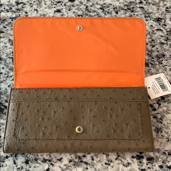 Tan Textured Wallet - Picture 4 of 5